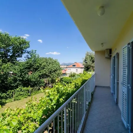 Bevanda - Three Bedroom With Terrace And Partial Sea View * Ντουμπρόβνικ