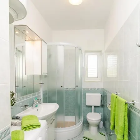 Bevanda - Three Bedroom With Terrace And Partial Sea View