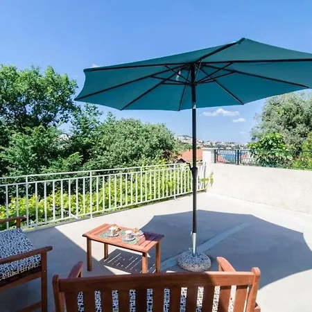 Bevanda - Three Bedroom With Terrace And Partial Sea View Apartmán *